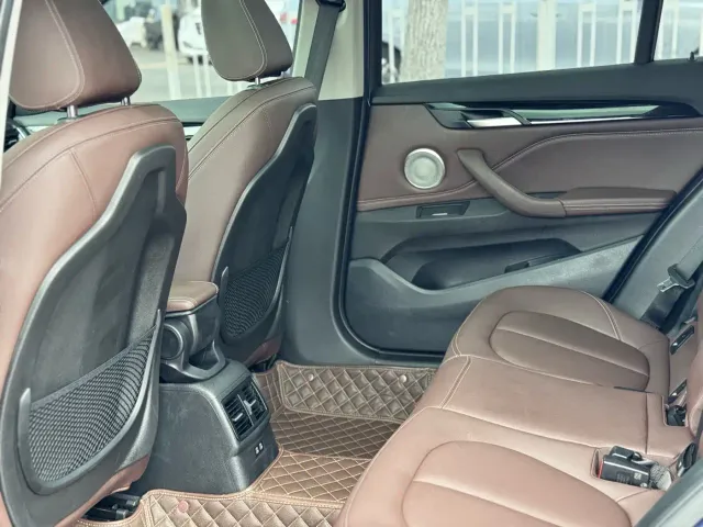 BMW X1 — Фото автомобиля 9