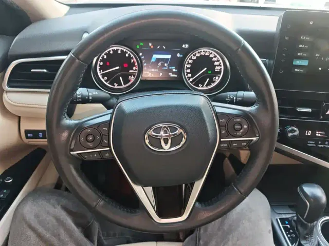 Toyota Camry — Фото автомобиля 6