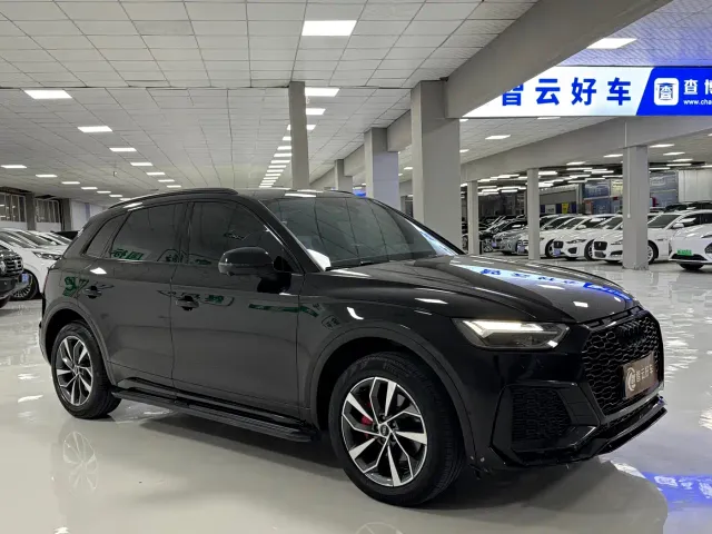 Audi Q5L — Фото автомобиля 3