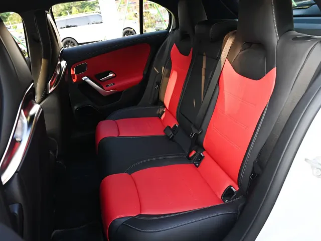Mercedes-Benz A-Class AMG — Фото автомобиля 15