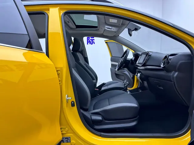 Kia KX1 — Фото автомобиля 6