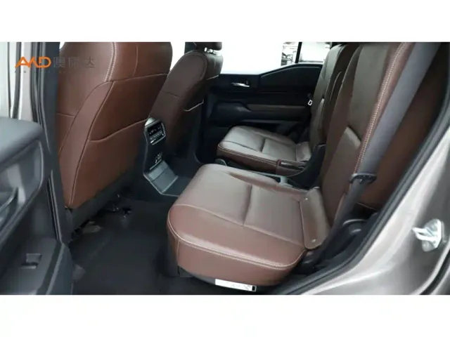 Toyota Prado — Фото автомобиля 7