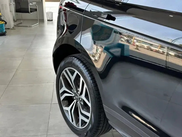 Land Rover Range Rover Evoque 2021 Range Rover Evoque L 249PS R-Dynamic First Edition Launch Edition — Фото автомобиля 21