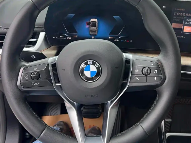 BMW X1 — Фото автомобиля 14