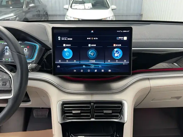 BYD Song PLUS — Фото автомобиля 6