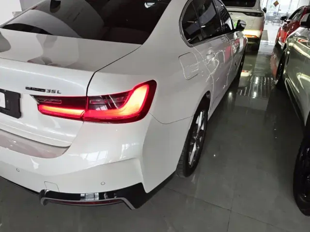 BMW i3 — Фото автомобиля 7