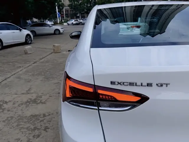 Buick Excelle 2021 Facelift 1.3T Auto Mild Hybrid Elite — Фото автомобиля 7