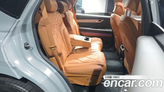 Genesis GV80 — Фото автомобиля 12