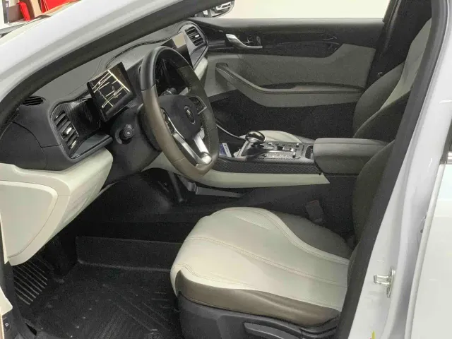 BYD Qin PLUS — Фото автомобиля 7