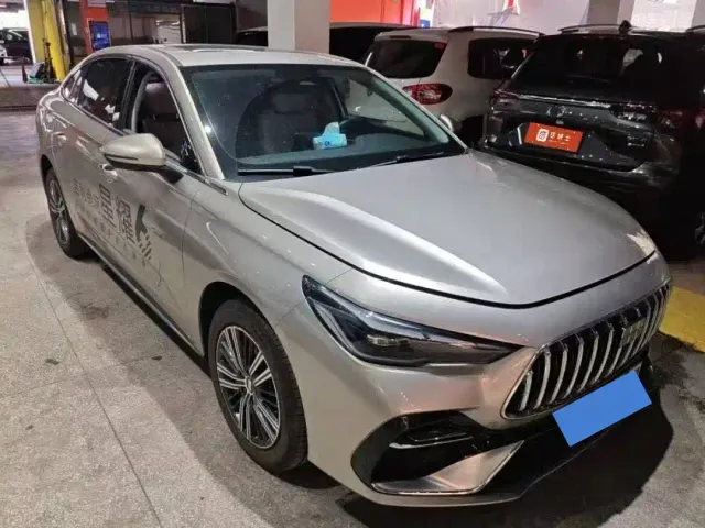 Geely Galaxy Stellar 6 — Фото автомобиля 2