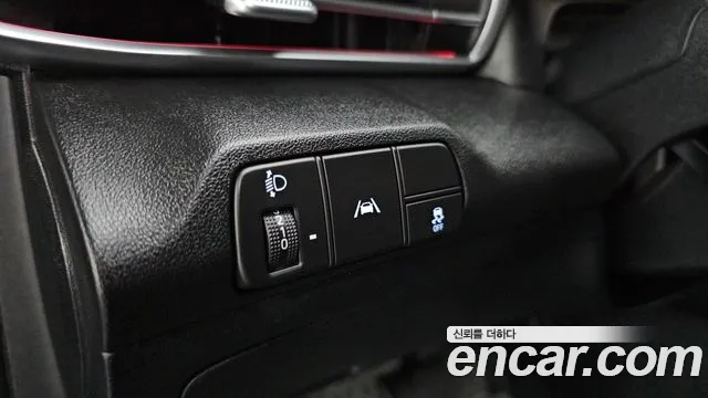 Hyundai Avante CN7 — Фото автомобиля 17