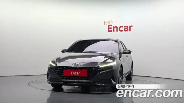 Hyundai AVANTE Avante (CN7) — Фото автомобиля 3
