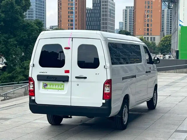 Karry Jiangtun E7 — Фото автомобиля 7