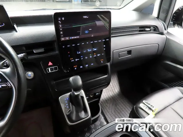 Hyundai Staria — Фото автомобиля 10