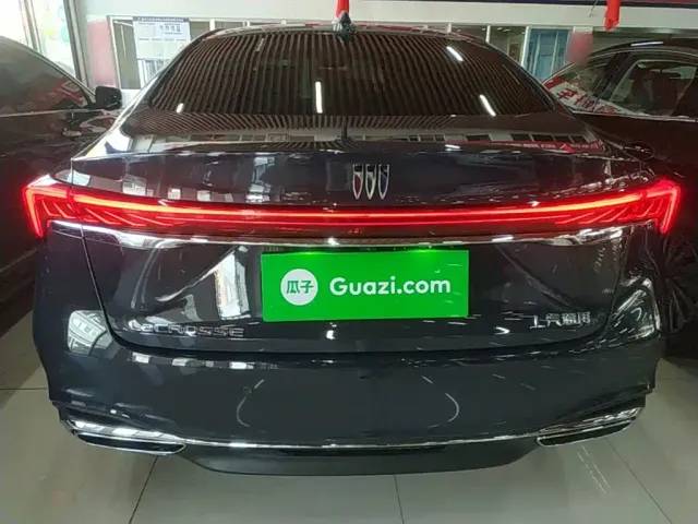 Buick LaCrosse — Фото автомобиля 3