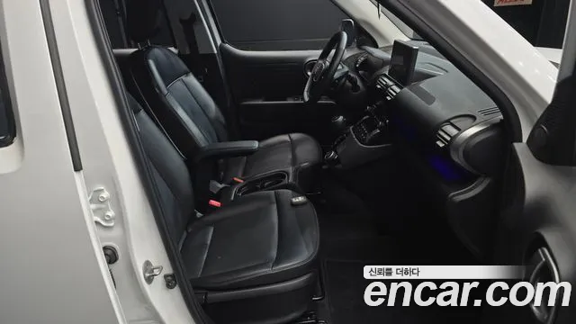 Hyundai Casper Casper Inspiration — Фото автомобиля 26