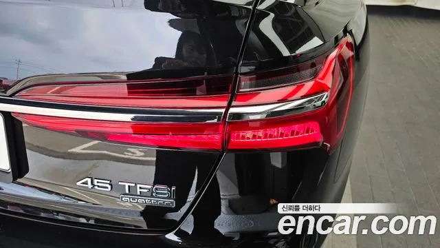 Audi A6 45 TFSI quattro Premium — Фото автомобиля 21