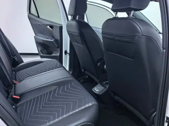 Volkswagen ID.3 — Фото автомобиля 11