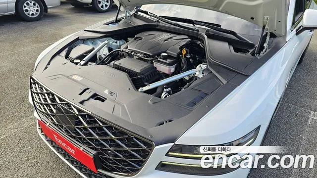 Genesis G80 Бензин 2.5 турбо AWD — Фото автомобиля 2