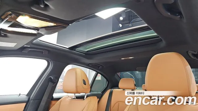 BMW 3-Series 3 серия (G20) 320i M Sport — Фото автомобиля 19