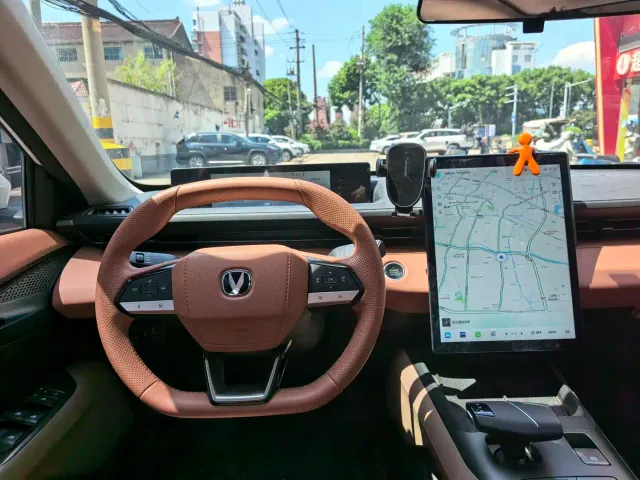 Changan Eado — Фото автомобиля 10