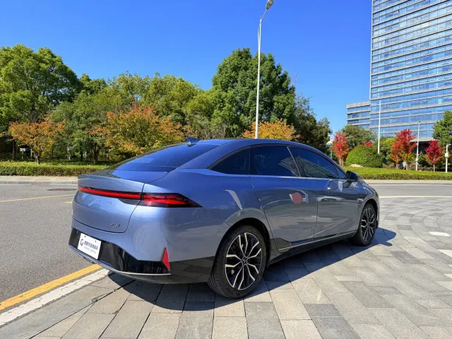 Xpeng P5 — Фото автомобиля 6