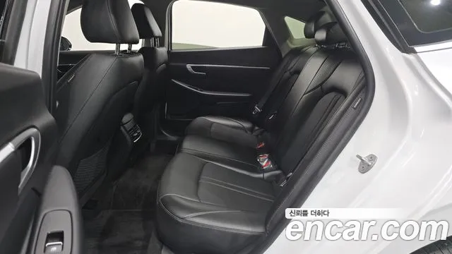 Hyundai Sonata Sonata Edge(DN8) 2.0 LPG(Для проката) — Фото автомобиля 11