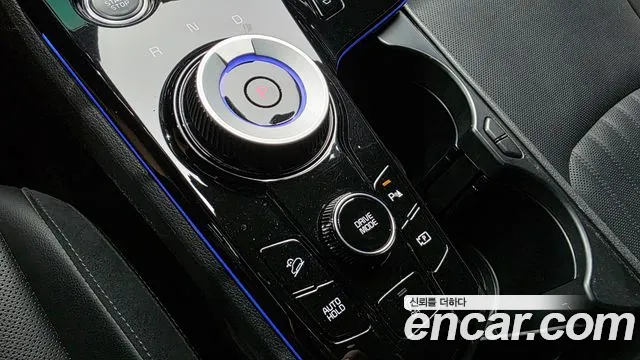 Kia Sportage Sportage 5-е поколение Бензин 1.6 турбо 2WD — Фото автомобиля 9