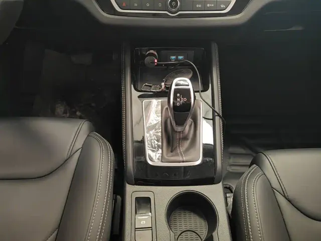 BYD Song — Фото автомобиля 13