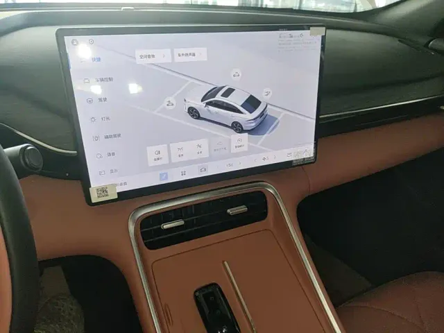 Geely Galaxy L6 — Фото автомобиля 8
