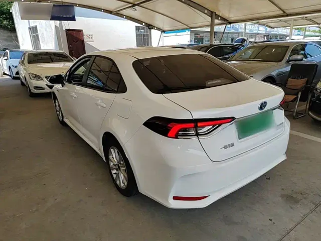 Toyota Corolla — Фото автомобиля 4