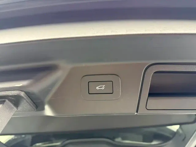 Land Rover Range Rover Velar — Фото автомобиля 15