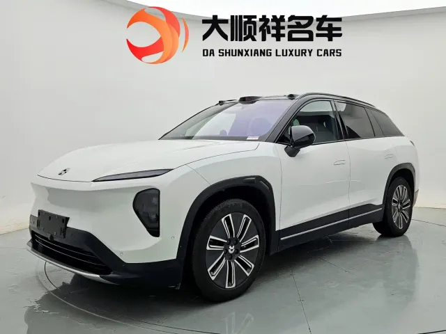 Фотография автомобиля — Nio ES7