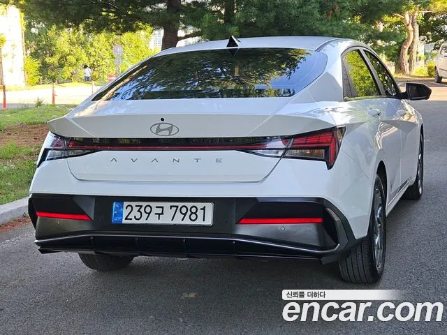 Hyundai AVANTE Новый Avante (CN7) — Фото автомобиля 5