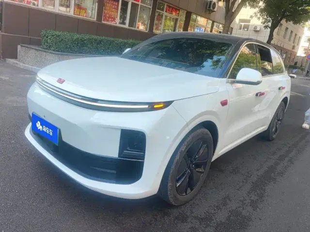 Фотография автомобиля — Li Auto L6