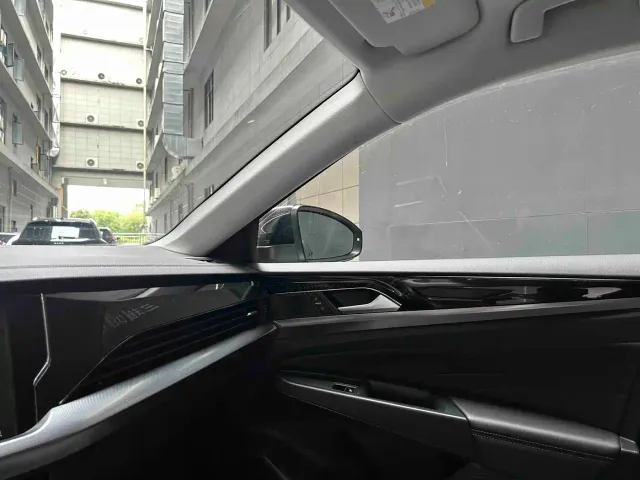 Volkswagen Passat — Фото автомобиля 8