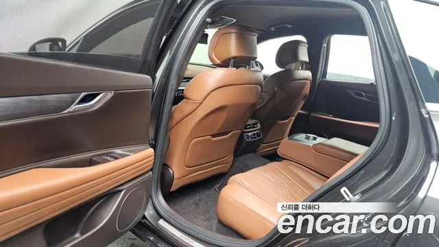 Genesis G80 Бензин 2.5 турбо AWD — Фото автомобиля 10