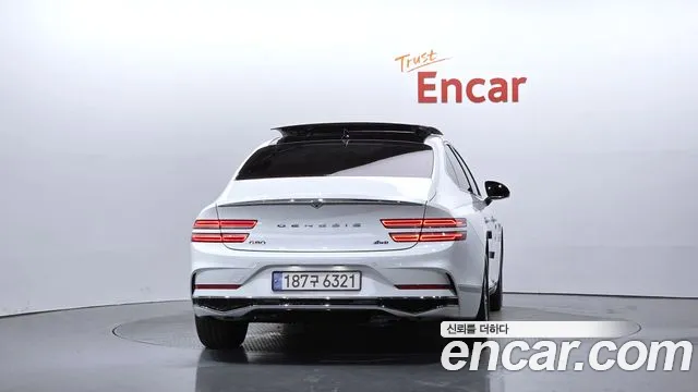 Genesis G80 RG3 — Фото автомобиля 4