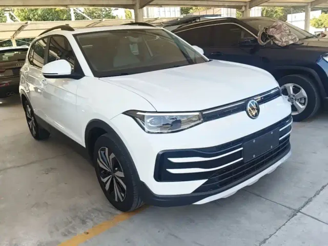 Volkswagen Tharu — Фото автомобиля 3
