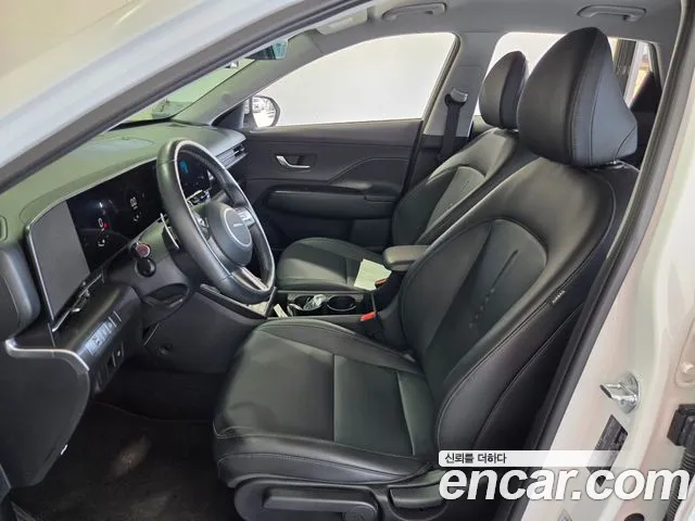 Hyundai Kona SX2 — Фото автомобиля 3