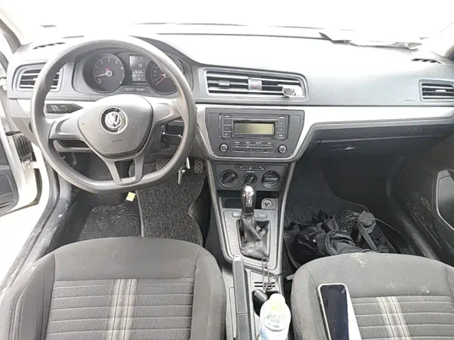 Volkswagen Lavida — Фото автомобиля 9