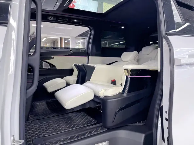 GAC Trumpchi M8 — Фото автомобиля 14