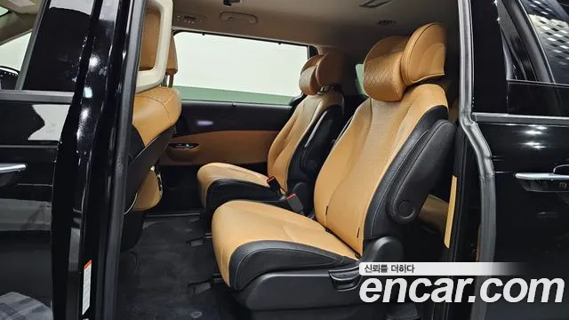 Kia Canival Carnival 4 поколение Дизель 9 мест Signature — Фото автомобиля 10