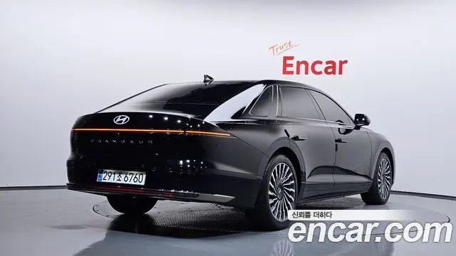 Hyundai Grandeur GN7 — Фото автомобиля 2