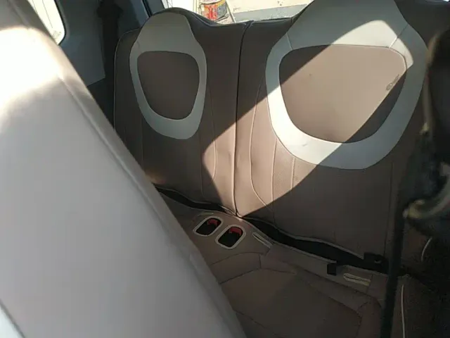 Wuling Hongguang Mini EV — Фото автомобиля 16