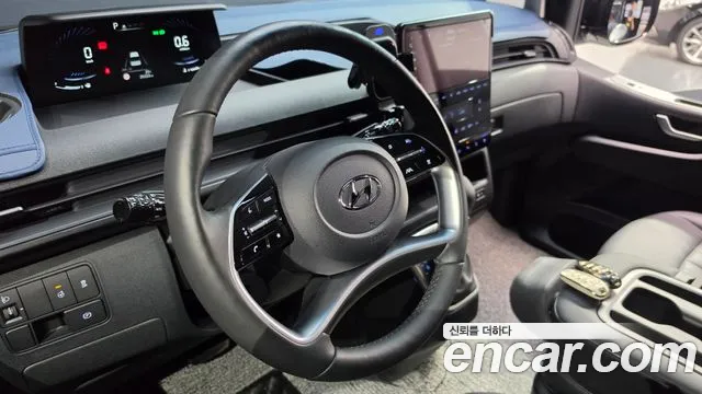 Hyundai Staria Staria — Фото автомобиля 30