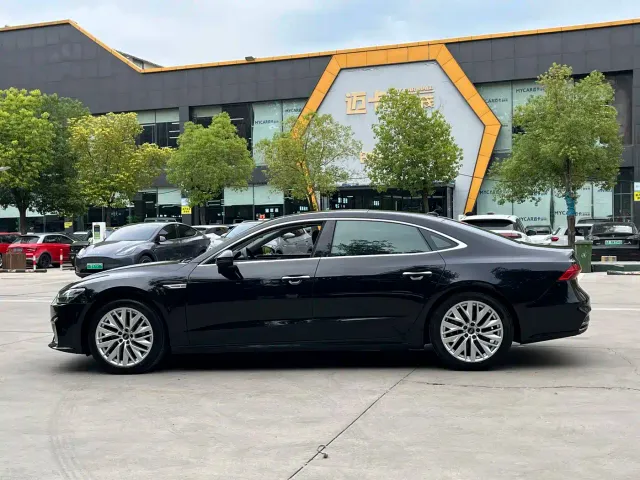 Audi A7L — Фото автомобиля 7