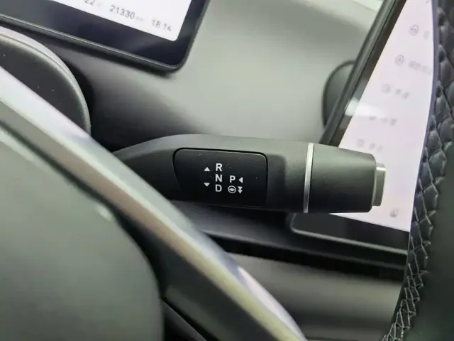 Leapmotor Leapmotor C10 2024 210 Smart Edition — Фото автомобиля 13
