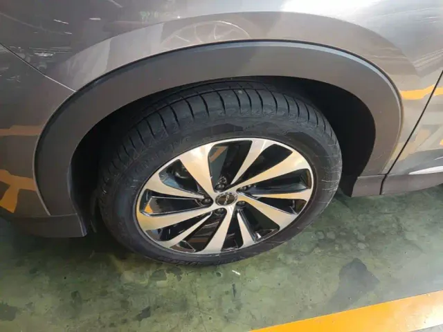 BYD Song PLUS — Фото автомобиля 22