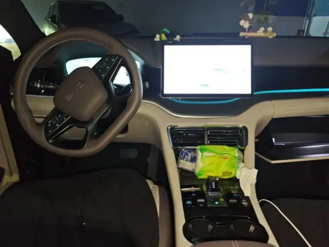 BYD Song PLUS — Фото автомобиля 12